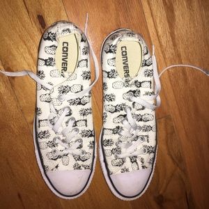 Black and white pineapple converse
